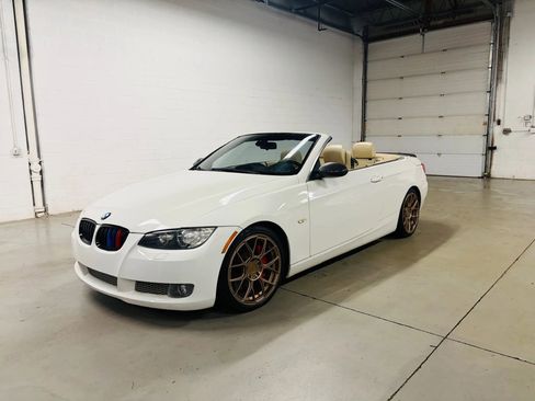 Used 2008 BMW 335i Convertible RWD image 2