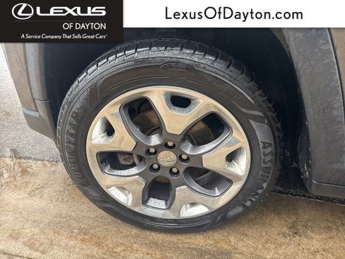 Used 2018 Jeep Compass Limited image 11