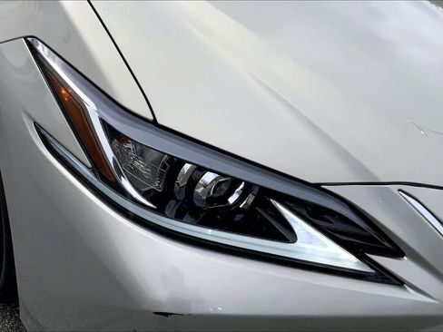 Used 2023 Lexus ES 350 w/ Premium Package image 26