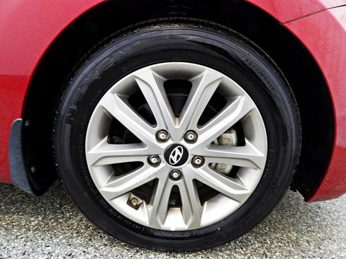 Used 2015 Hyundai Elantra SE w/ Option Group 02 image 21