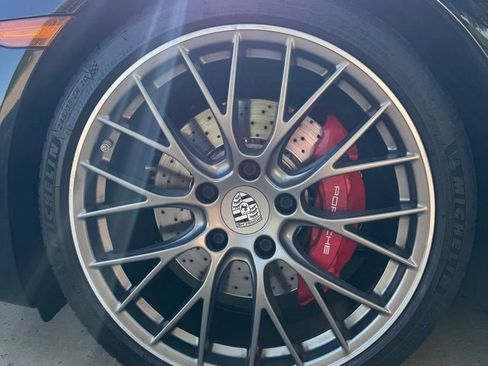 Used 2018 Porsche 911 Carrera S RWD image 26