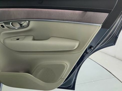 New 2026 Volvo XC90 T8 Ultra AWD/4WD image 36