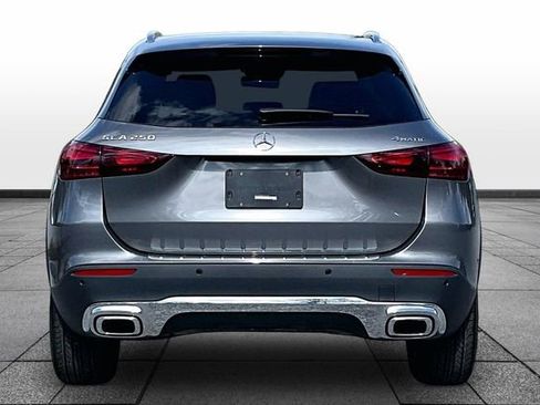 Certified 2026 Mercedes-Benz GLA 250 4MATIC image 8