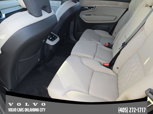 Used 2026 Volvo XC90 B6 Plus w/ Protection Package Premier AWD/4WD image 29