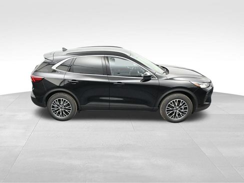 New 2025 Ford Escape SE image 37