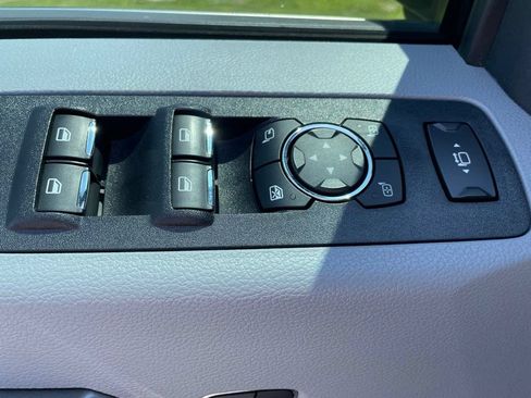 Used 2022 Ford F450 Limited w/ FX4 Off-Road Package AWD/4WD image 13