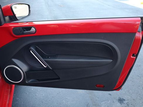 Used 2014 Volkswagen Beetle 1.8T image 18