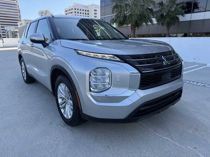 Used 2022 Mitsubishi Outlander ES