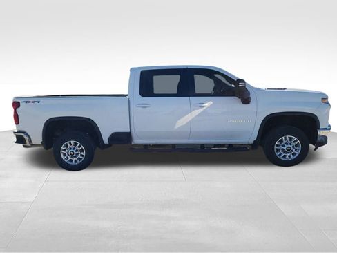 Used 2023 Chevrolet Silverado 2500 LT w/ Convenience Package image 8