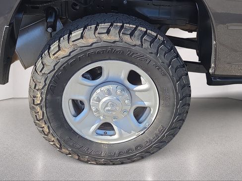Used 2024 RAM 2500 Tradesman AWD/4WD image 17