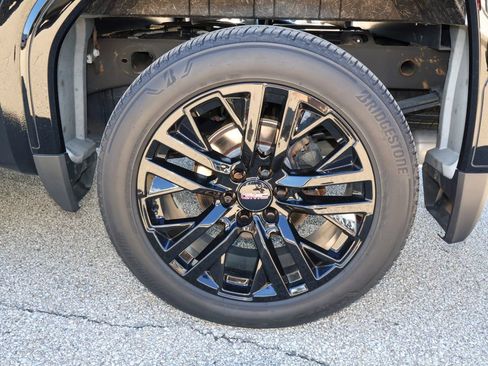 Used 2023 GMC Sierra 1500 Denali AWD/4WD image 37