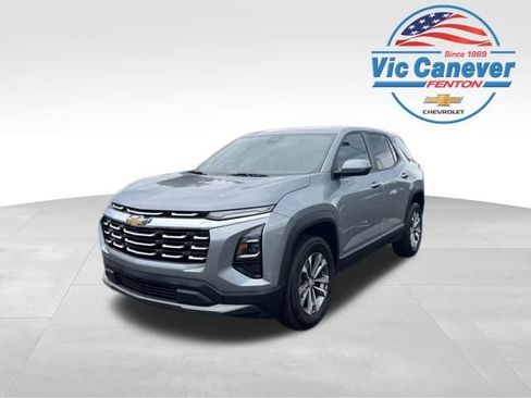 Certified 2025 Chevrolet Equinox LT FWD image 1