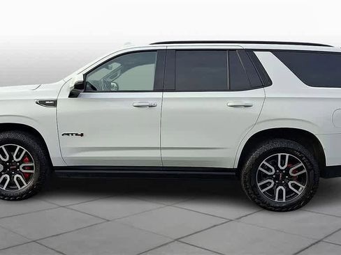 Used 2022 GMC Yukon AT4 image 5