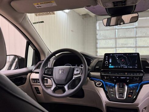 New 2026 Honda Odyssey Elite image 23