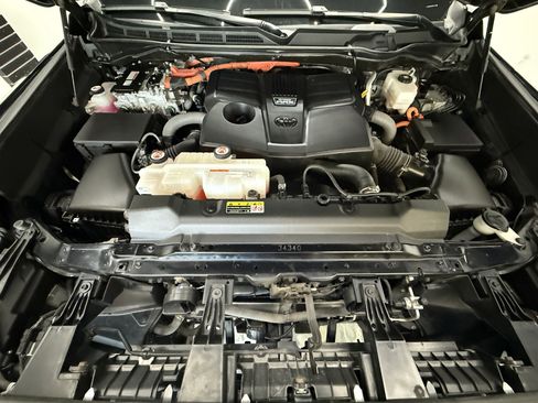 Used 2022 Toyota Tundra Limited image 29
