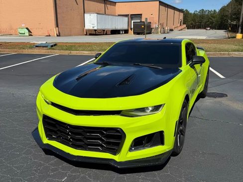 Used 2016 Chevrolet Camaro SS image 22