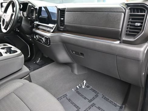 Used 2023 Chevrolet Silverado 1500 LT image 46