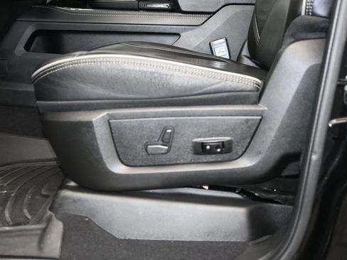 Used 2022 RAM 2500 Limited AWD/4WD image 22