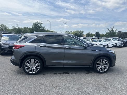 Used 2022 INFINITI QX50 Sensory AWD/4WD image 4