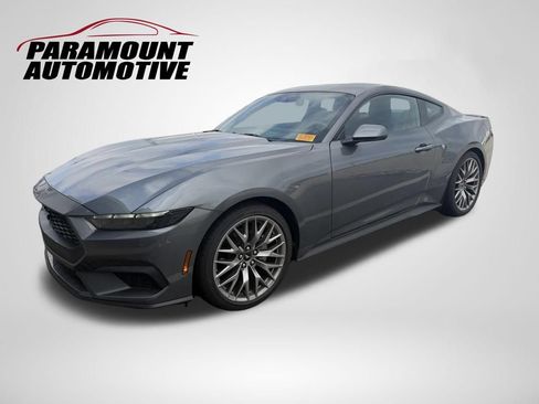 Used 2026 Ford Mustang Premium RWD image 4