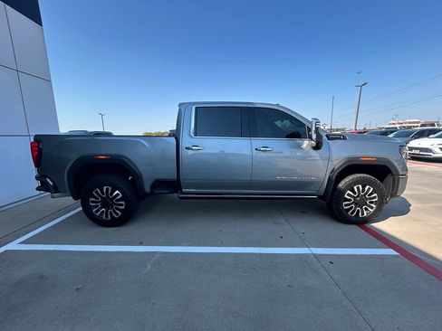 Used 2024 GMC Sierra 2500 Denali Ultimate w/ Max Trailering Package AWD/4WD image 4
