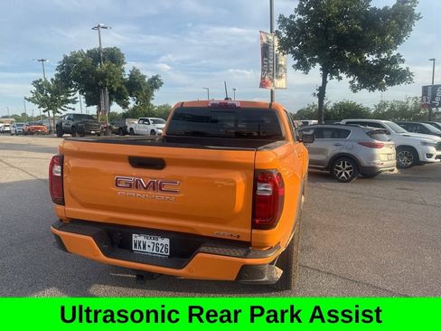 Used 2025 GMC Canyon AT4 w/ Technology Plus Package AWD/4WD image 12
