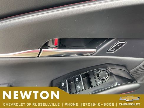 Used 2025 MAZDA CX-30 AWD 2.5 S w/ Preferred Package image 9