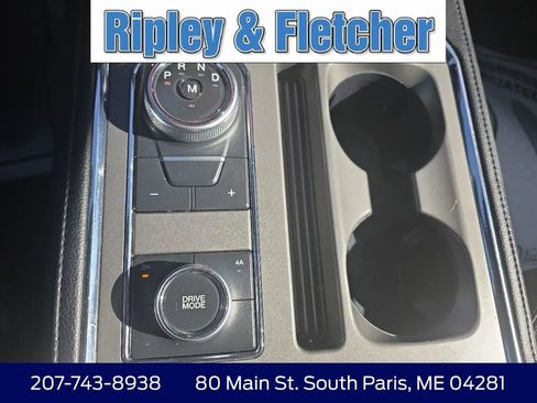 Used 2020 Ford Expedition XLT w/ Equipment Group 202A AWD/4WD image 25