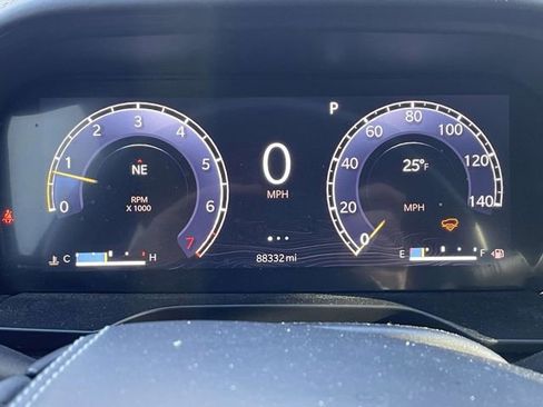 Used 2021 Jeep Grand Cherokee L Overland w/ Advanced Protech Group III image 11