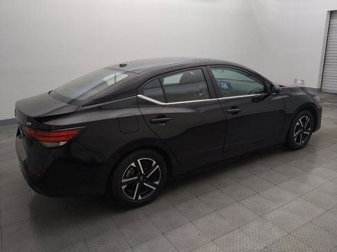 Used 2024 Nissan Sentra SV FWD image 10