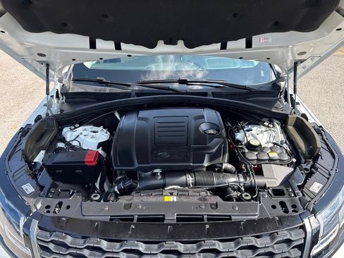 Used 2022 Land Rover Range Rover Velar R-Dynamic S AWD/4WD image 8