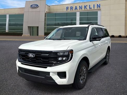 New 2027 Ford Expedition Active AWD/4WD image 3