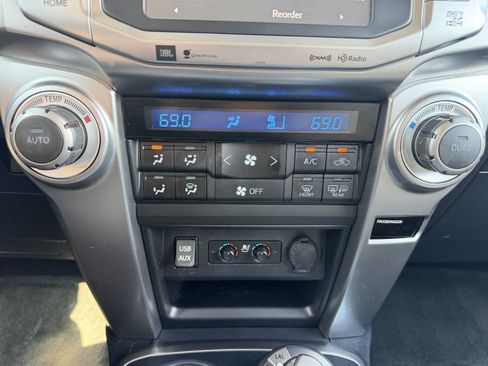 Used 2016 Toyota 4Runner Limited AWD/4WD image 24