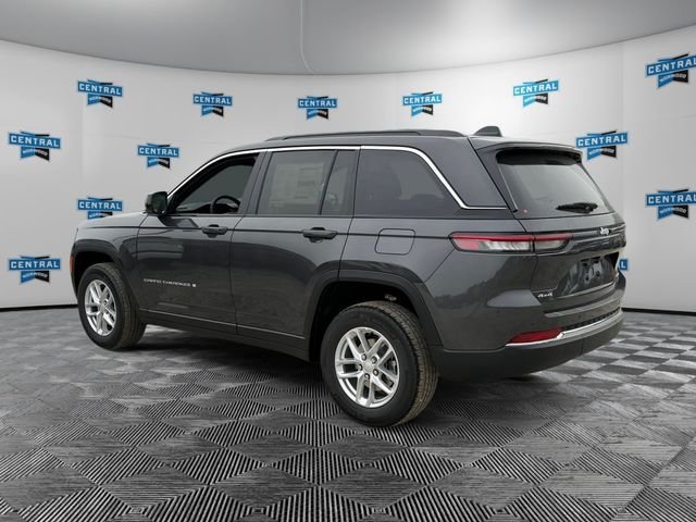 New 2026 Jeep Grand Cherokee Laredo X AWD/4WD image 3