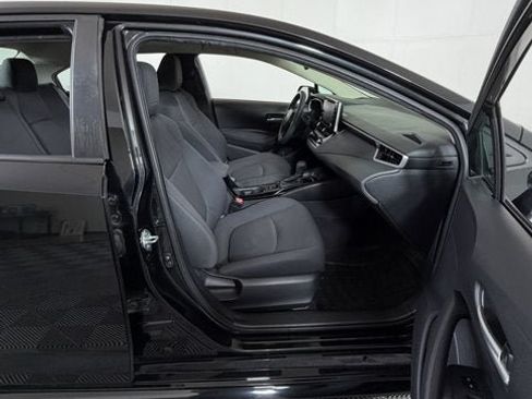 Used 2021 Toyota Corolla LE FWD image 5