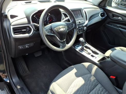 Used 2020 Chevrolet Equinox LT AWD/4WD image 3