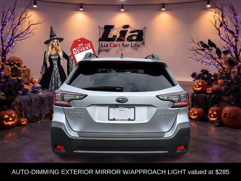 Used 2023 Subaru Outback Premium AWD/4WD image 5