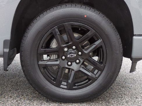 Used 2024 Chevrolet Silverado 1500 Custom w/ LPO, Dark Essentials Package image 11