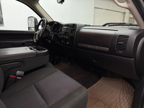 Used 2013 Chevrolet Silverado 2500 LT AWD/4WD image 8