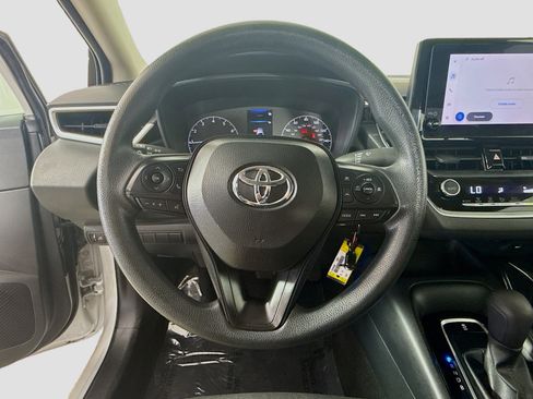 Used 2023 Toyota Corolla LE FWD image 13