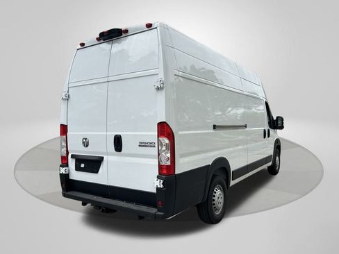 New 2024 RAM ProMaster 3500 w/ Convenience Group image 7