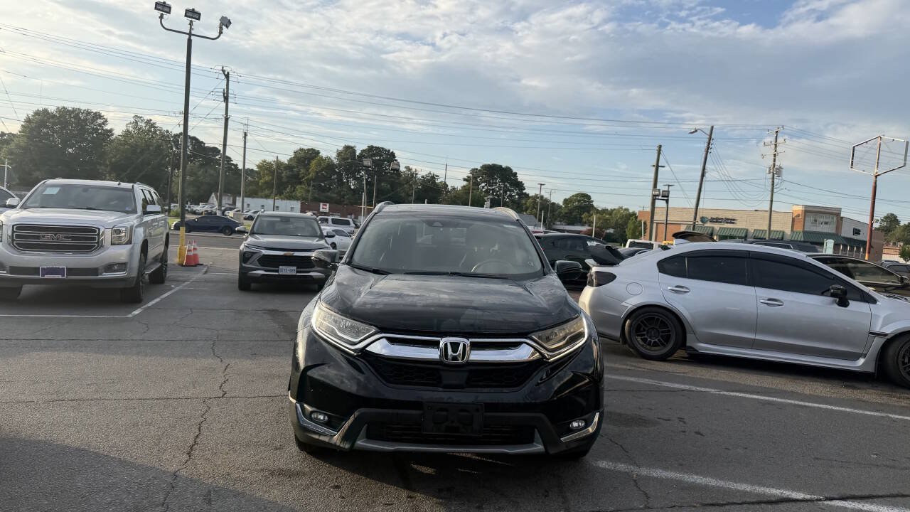 Used 2018 Honda CR-V Touring image 1