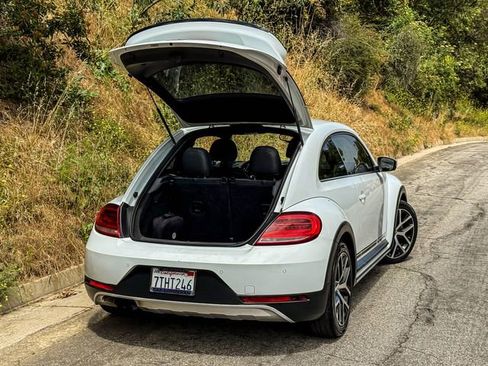 Used 2016 Volkswagen Beetle 1.8T Dune FWD image 21