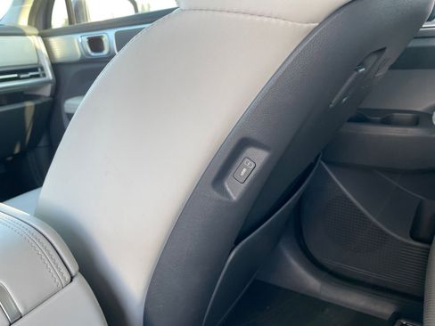 Used 2025 Hyundai Santa Fe SEL image 27