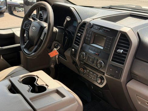 Used 2018 Ford F250 XL w/ Power Equipment Group AWD/4WD image 10