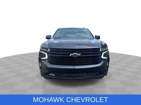 Used 2023 Chevrolet Tahoe RST w/ Luxury Package AWD/4WD image 3