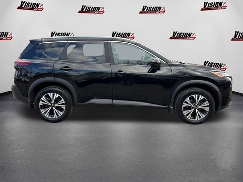 Used 2023 Nissan Rogue SV w/ SV Premium Package image 4
