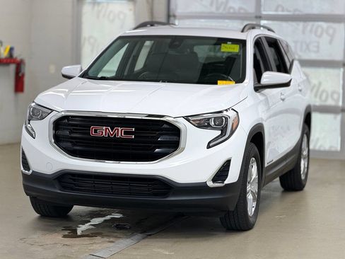 Used 2021 GMC Terrain SLE w/ Driver Convenience Package AWD/4WD image 3