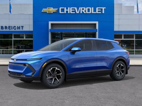 New 2026 Chevrolet Equinox EV LT image 2