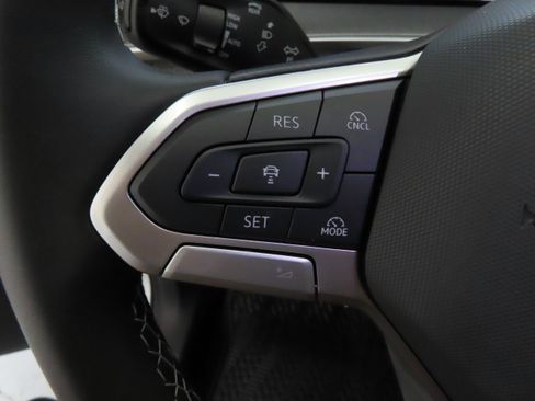 New 2025 Volkswagen Tiguan S image 14